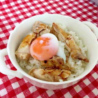 鶏肉と半熟卵の丼☆